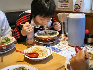 䂭NN