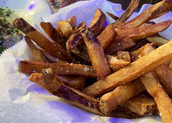 Caper's Restaurant and Bar